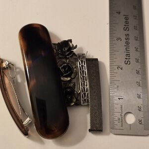 Assorted Lot Of Vintage Hair Clips